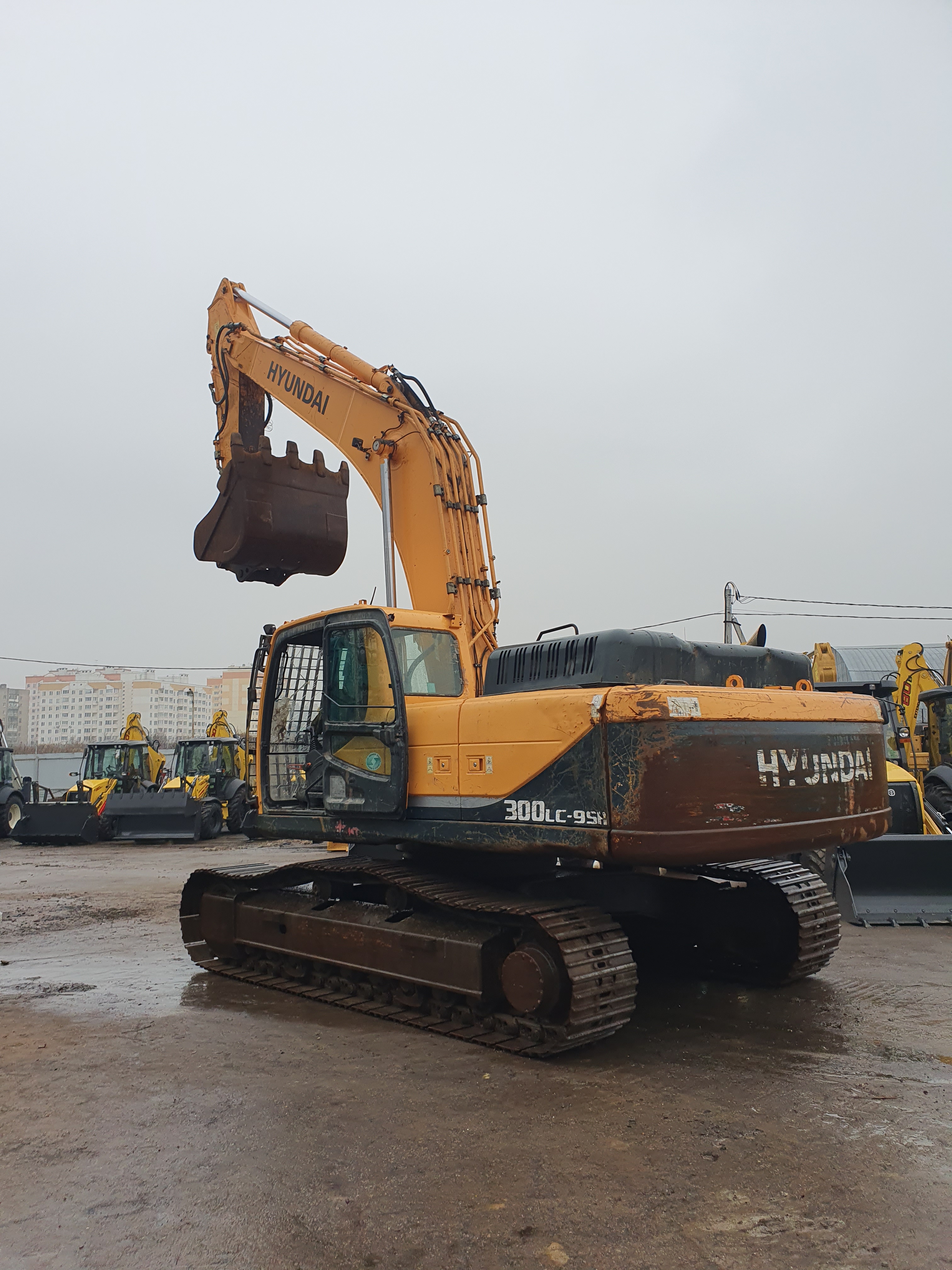 Hyundai r300lc 9sh