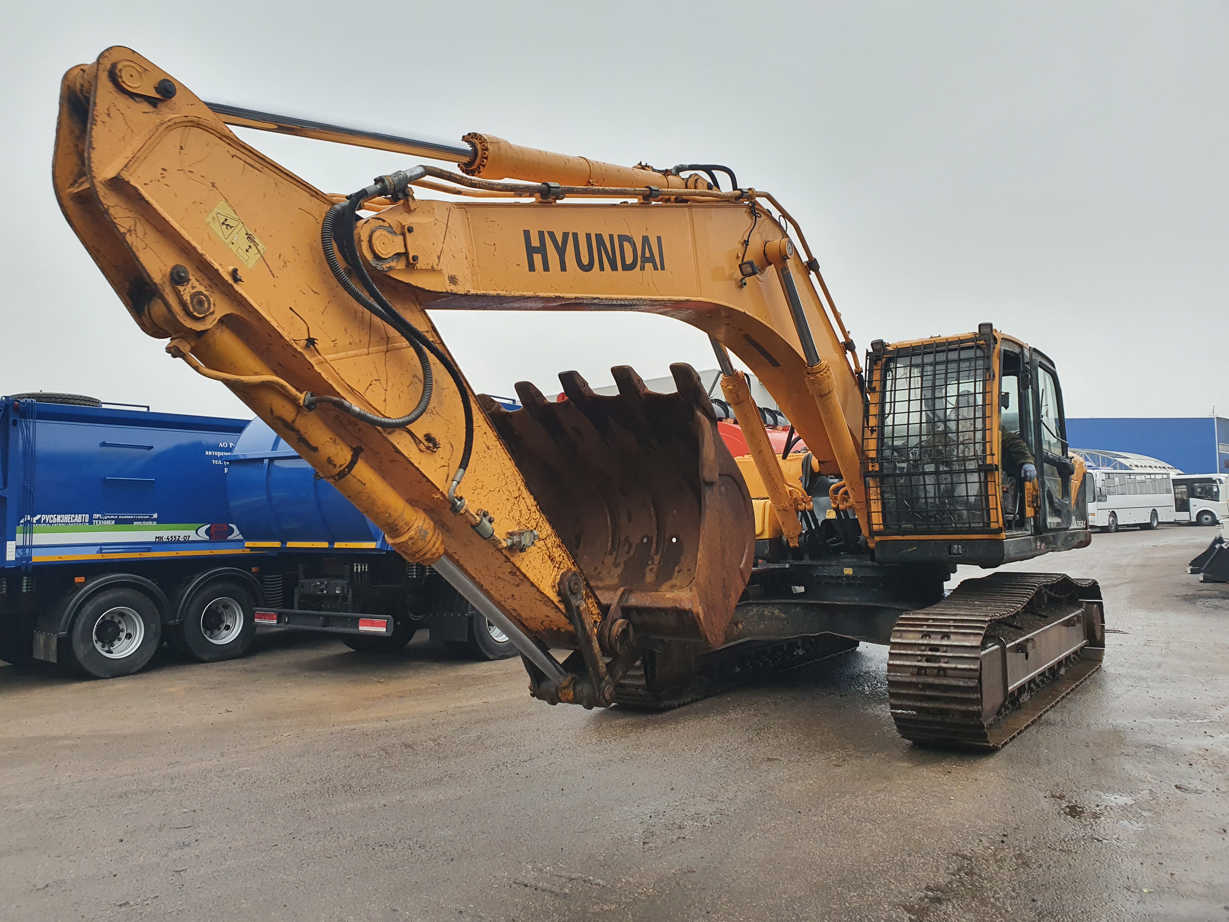 Hyundai r300lc 9sh