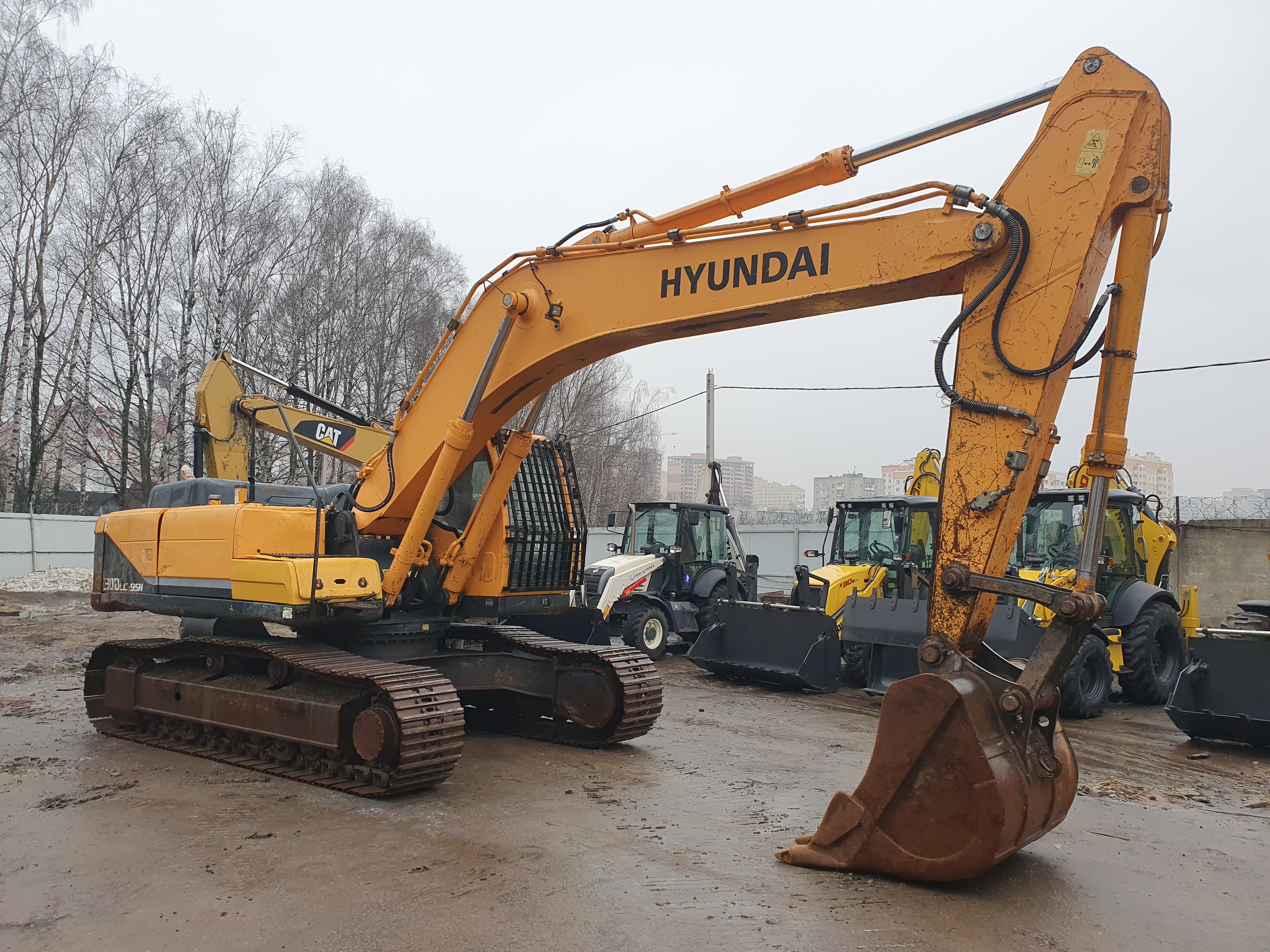 Hyundai r300lc 9sh