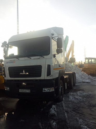Купить бу Седельные тягачи МАЗ 6430в9-1420-010 в компании РусБизнесАвто – фото