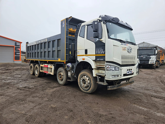 Купить бу Самосвалы в компании РусБизнесАвто – фото