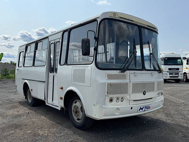 Купить бу Автобусы в компании РусБизнесАвто – фото