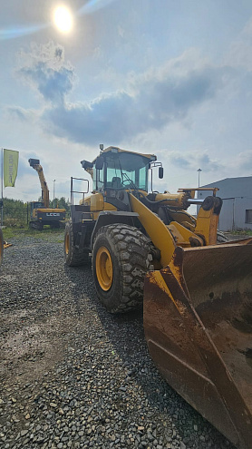 Купить бу Дорожно-строительная техника в компании РусБизнесАвто – фото