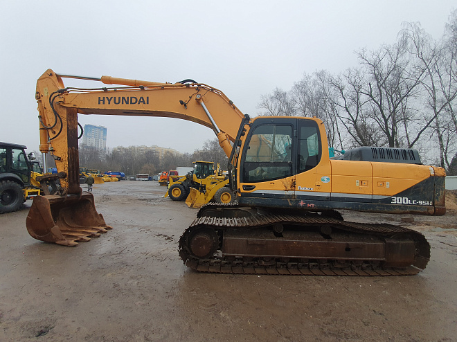 Hyundai r300lc 9sh