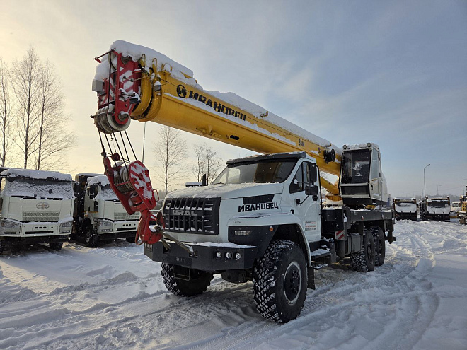 Купить бу Автокраны в компании РусБизнесАвто – фото