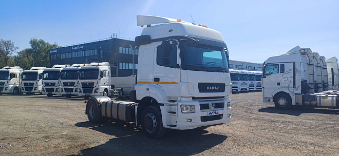 Купить бу Седельные тягачи в компании РусБизнесАвто – фото