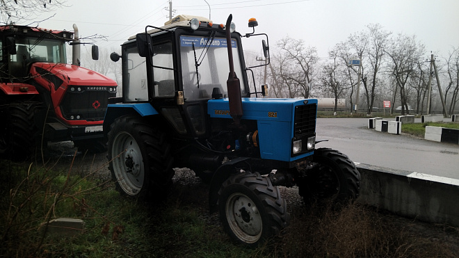 Купить бу Тракторная техника в компании РусБизнесАвто – фото